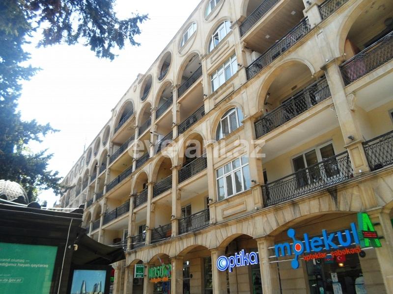 Kirayə verilir, köhnə tikili, 2 otaqlı, 40 m², Nizami m.