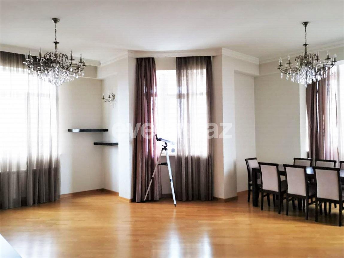 Продаётся, вторичка, 3-комнаты, 165 m², Баку, Ясамальский r.