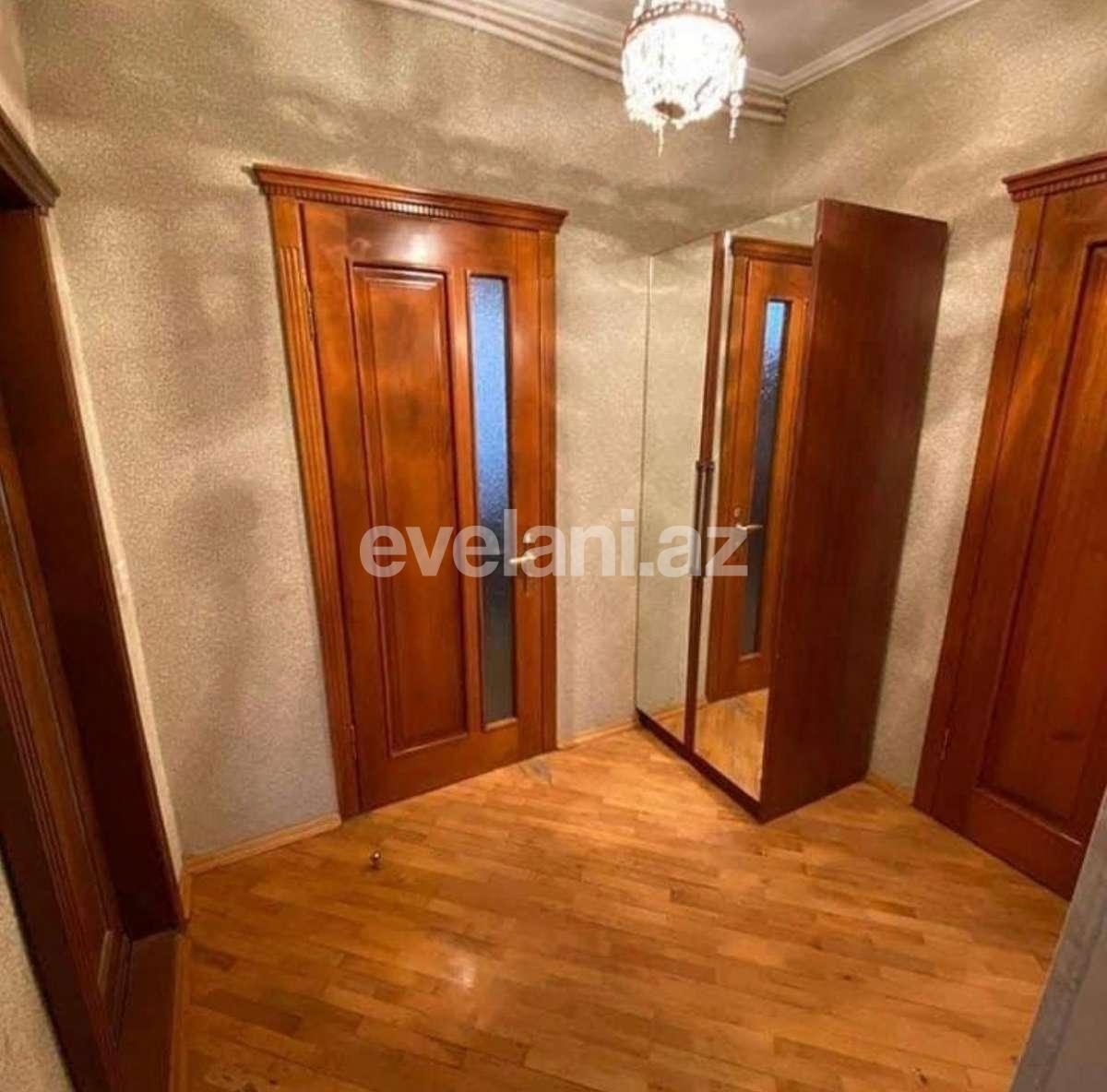 Rent, old building, 3 room, 60 m², Elmlar Akademiyası m.