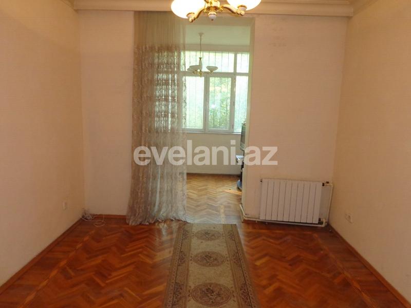 Sale, old building, 3 room, 100 m², Elmlar Akademiyası m.