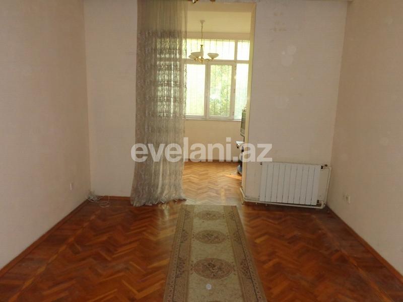 Sale, old building, 3 room, 100 m², Elmlar Akademiyası m.