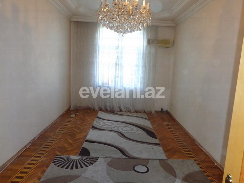 Sale, old building, 3 room, 100 m², Elmlar Akademiyası m.