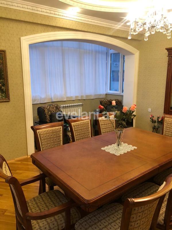 Satılır, yeni tikili, 3 otaqlı, 116 m², İnşaatçılar m.