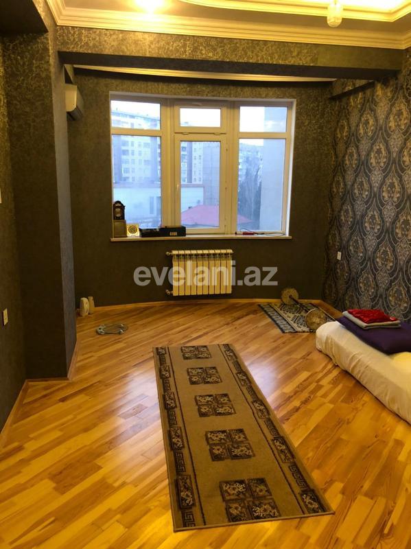 Satılır, yeni tikili, 3 otaqlı, 116 m², İnşaatçılar m.