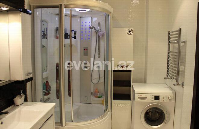 Satılır, yeni tikili, 3 otaqlı, 139 m², İnşaatçılar m.