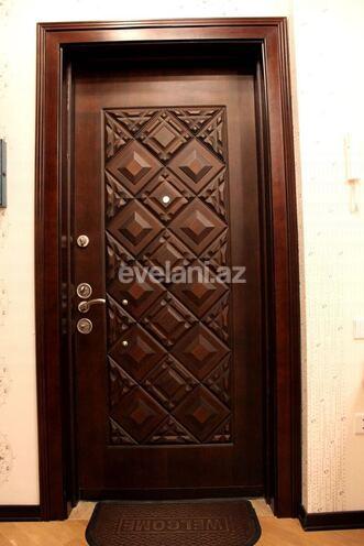 Satılır, yeni tikili, 3 otaqlı, 139 m², İnşaatçılar m.