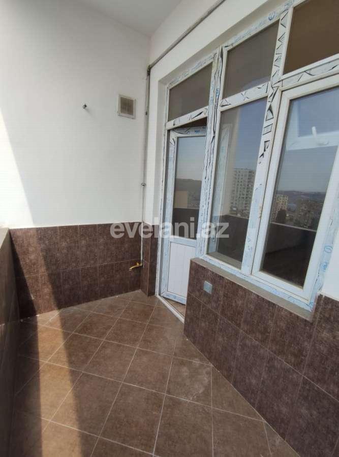 Kirayə verilir, yeni tikili, 2 otaqlı, 65 m², İnşaatçılar m.