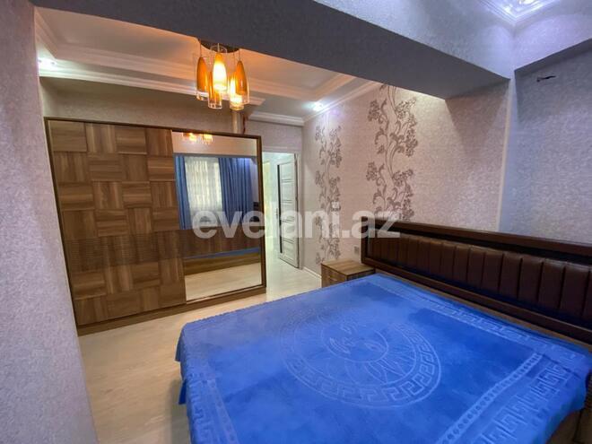 Rent, old building, 2 room, 55 m², Gara Garayev m.