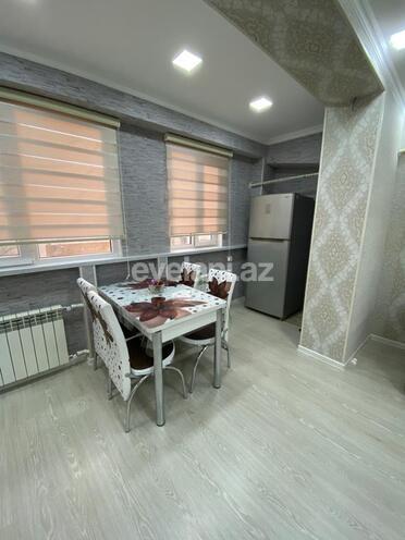 Rent, old building, 2 room, 55 m², Gara Garayev m.