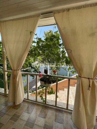Satılır, həyət evi / bağ, 5 otaqlı, 300 m², Azadlıq prospekti m.