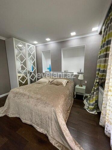 Satılır, həyət evi / bağ, 5 otaqlı, 300 m², Azadlıq prospekti m.