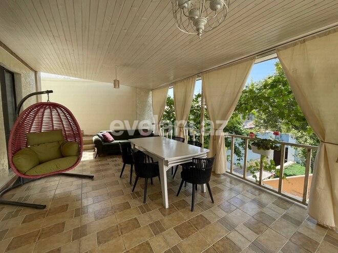 Satılır, həyət evi / bağ, 5 otaqlı, 300 m², Azadlıq prospekti m.
