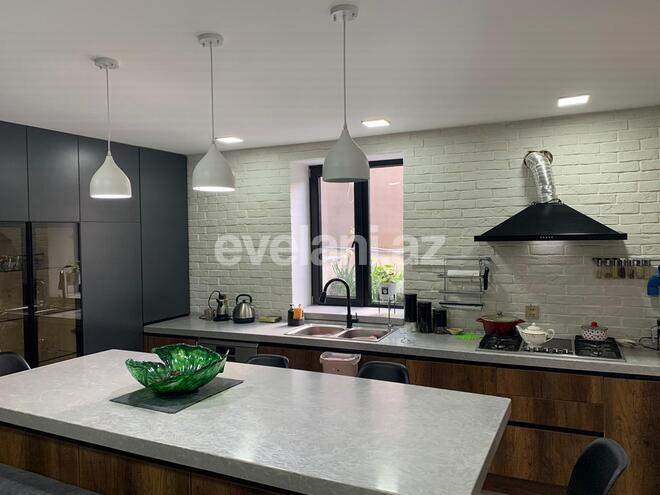 Satılır, həyət evi / bağ, 5 otaqlı, 300 m², Azadlıq prospekti m.