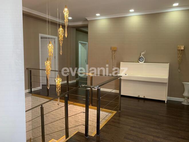 Satılır, həyət evi / bağ, 5 otaqlı, 300 m², Azadlıq prospekti m.