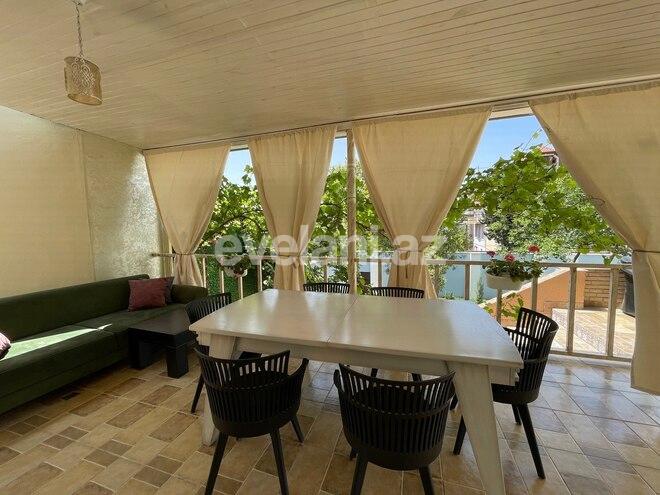 Satılır, həyət evi / bağ, 5 otaqlı, 300 m², Azadlıq prospekti m.