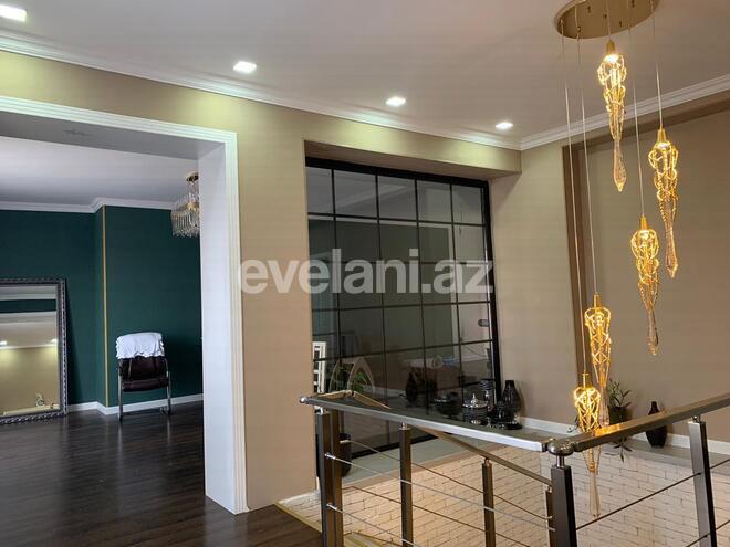 Satılır, həyət evi / bağ, 5 otaqlı, 300 m², Azadlıq prospekti m.