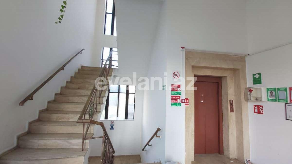Rent, office, 20 room, 1850 m², Nasimi r.