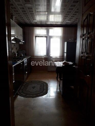 Продаётся, вторичка, 5-комнаты, 100 m², Ени Гюнешли p.