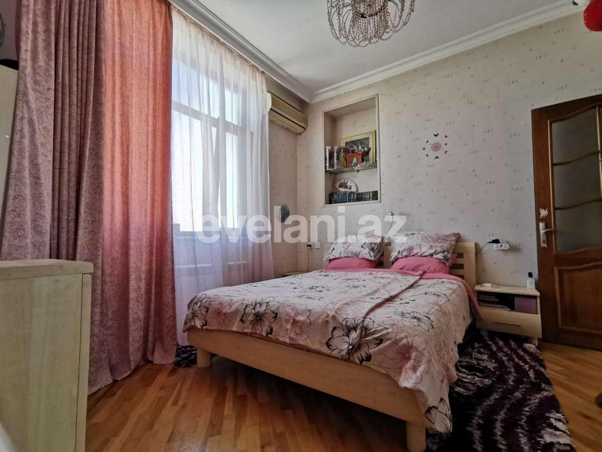 Satılır, yeni tikili, 3 otaqlı, 150 m², 8 Noyabr m.