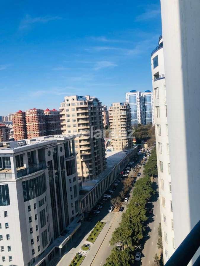 Сдаётся, новостройка, 4-комнаты, 200 m², 28 мая m.