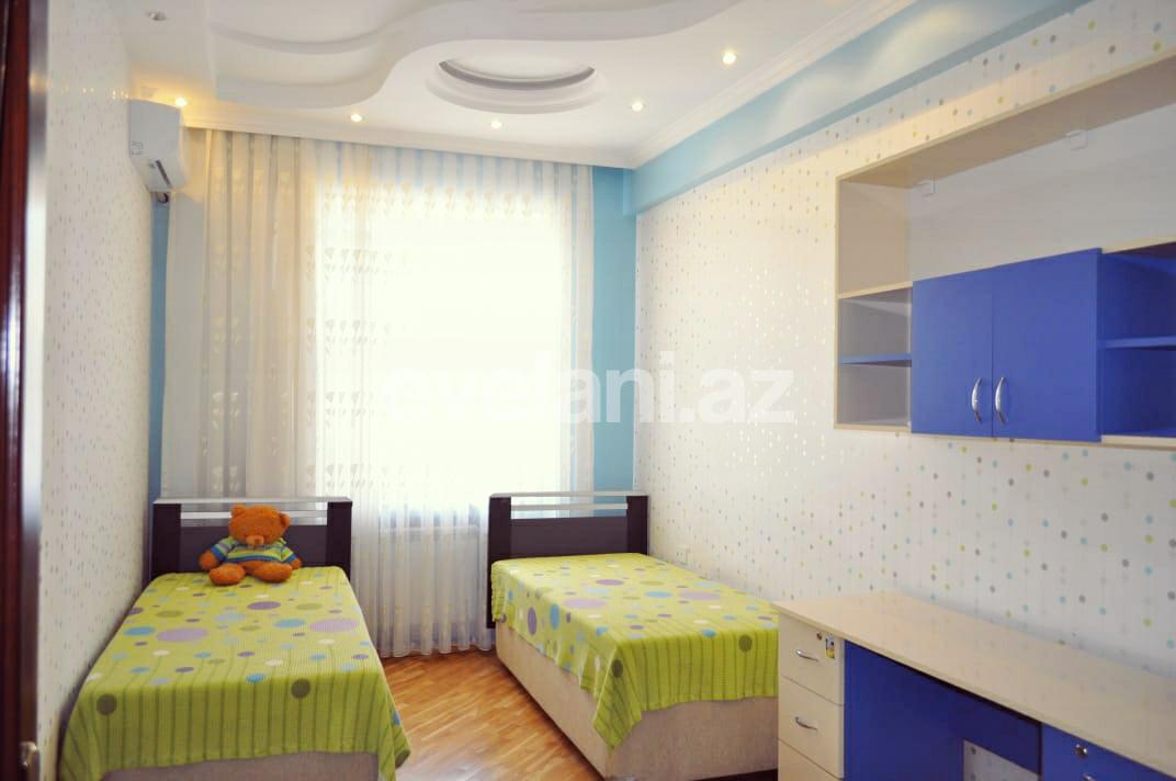 Kirayə verilir, yeni tikili, 3 otaqlı, 125 m², Xətai r.