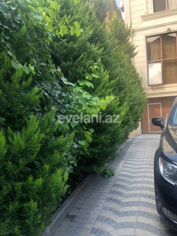 Satılır, villa, 7 otaqlı, 690 m², Bakıxanov q.