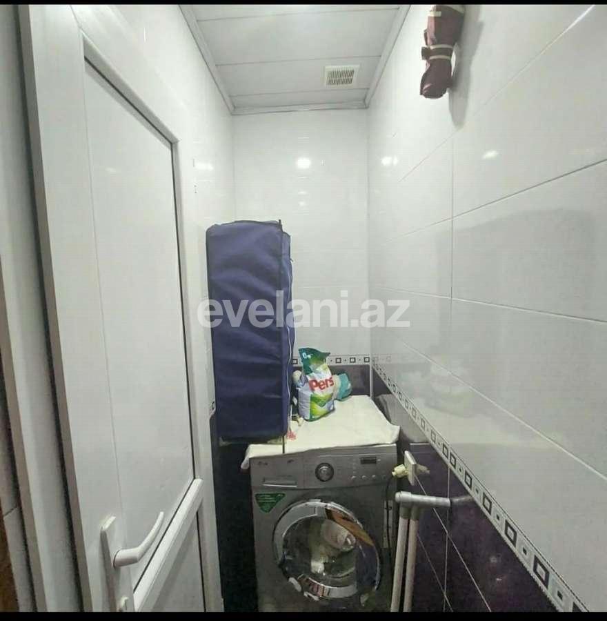 Sale, old building, 3 room, 60 m², Inshaatchilar m.