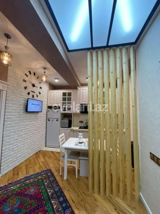 Satılır, yeni tikili, 2 otaqlı, 61 m², Xalqlar Dostluğu m.