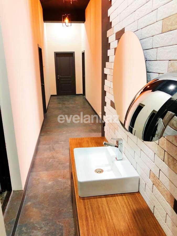 Kirayə verilir, ofis, 2 otaqlı, 125 m², 28 may m.