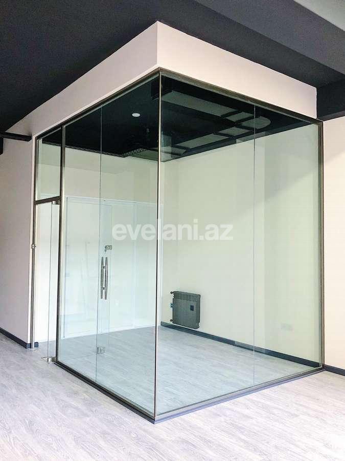 Kirayə verilir, ofis, 2 otaqlı, 125 m², 28 may m.