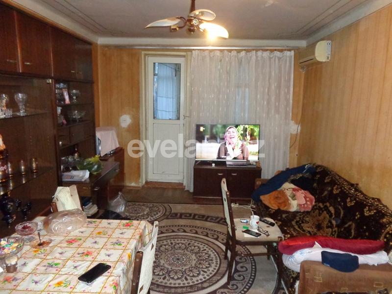 Sale, old building, 2 room, 48 m², Elmlar Akademiyası m.