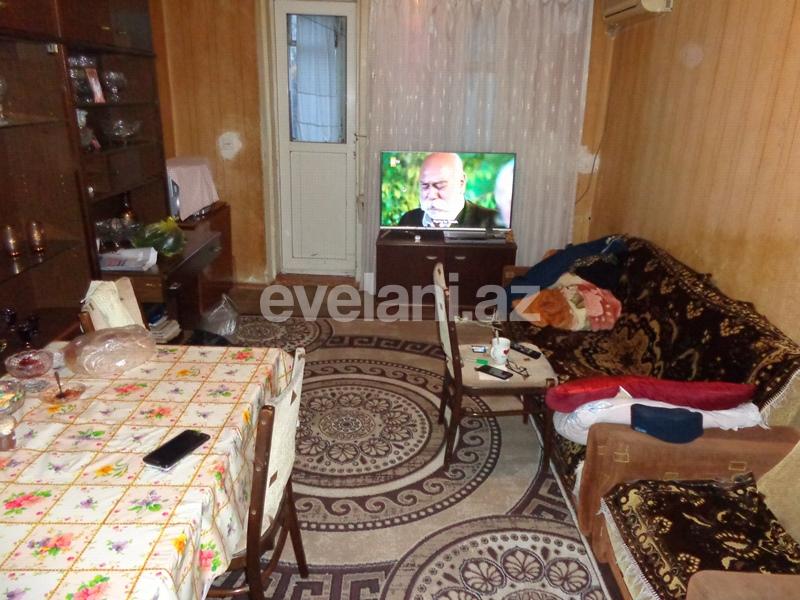 Sale, old building, 2 room, 48 m², Elmlar Akademiyası m.