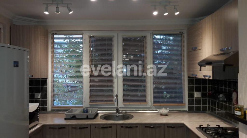 Kirayə verilir, köhnə tikili, 3 otaqlı, 75 m², Elmlər Akademiyası m.