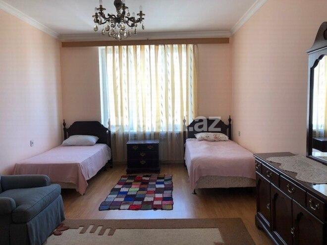 Kirayə verilir, köhnə tikili, 2 otaqlı, 65 m², Elmlər Akademiyası m.