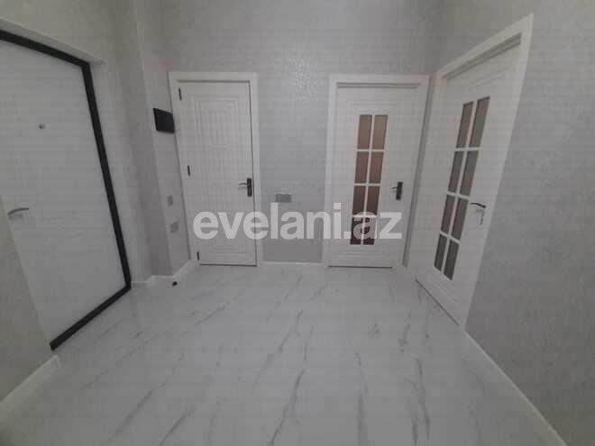 Satılır, yeni tikili, 2 otaqlı, 60 m², 8-ci mikrorayon q.