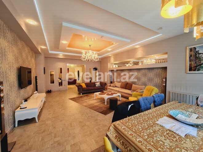 Satılır, yeni tikili, 3 otaqlı, 221 m², Şah İsmayıl Xətai m.
