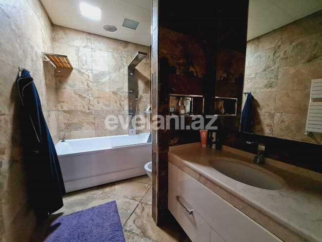 Satılır, yeni tikili, 3 otaqlı, 221 m², Şah İsmayıl Xətai m.