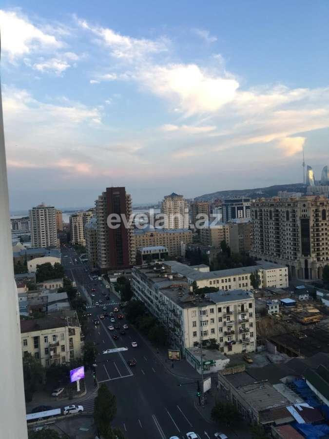 Kirayə verilir, yeni tikili, 4 otaqlı, 130 m², 28 may m.