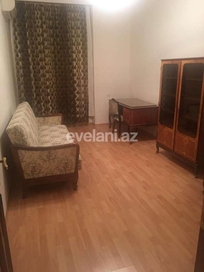 Kirayə verilir, yeni tikili, 4 otaqlı, 130 m², 28 may m.