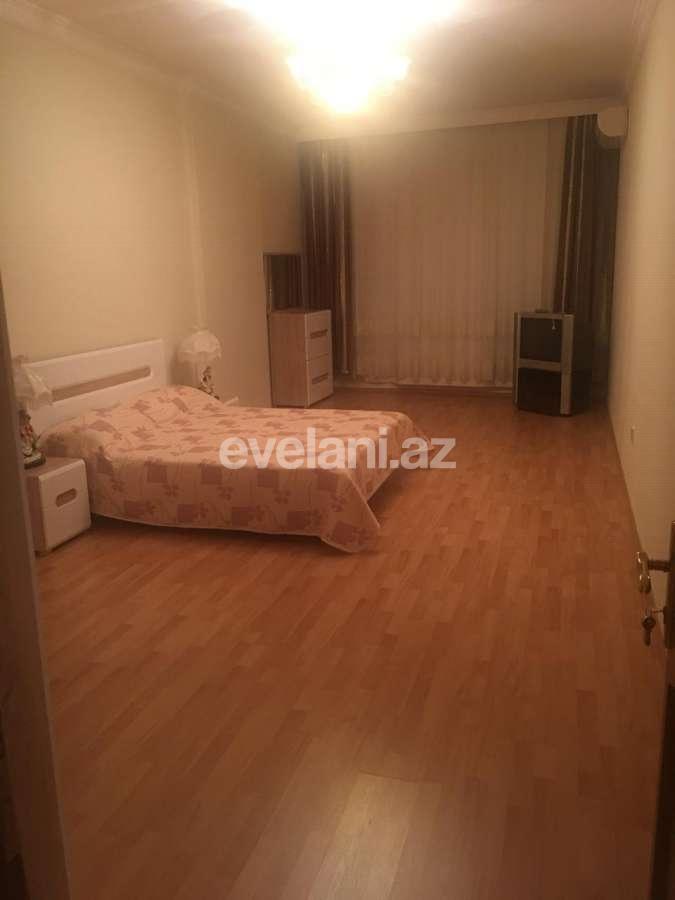 Kirayə verilir, yeni tikili, 4 otaqlı, 130 m², 28 may m.