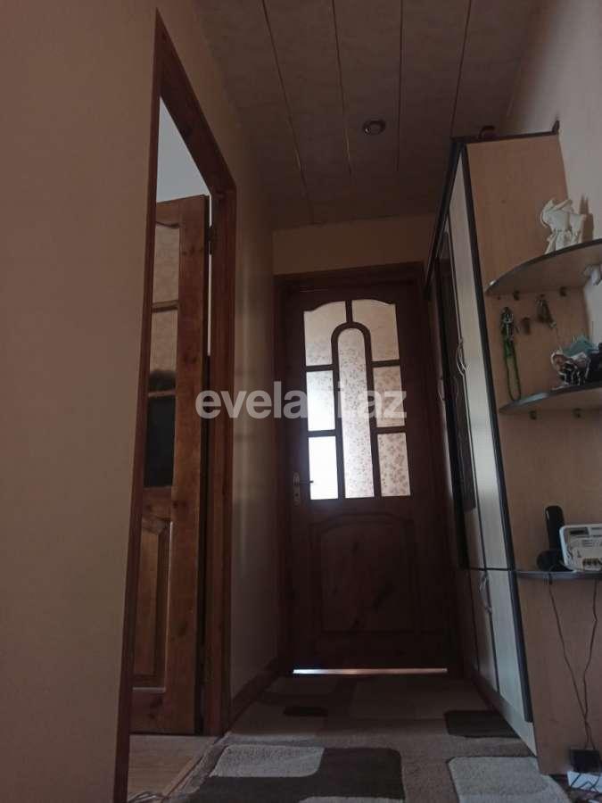 Kirayə verilir, köhnə tikili, 2 otaqlı, 40 m², İnşaatçılar m.