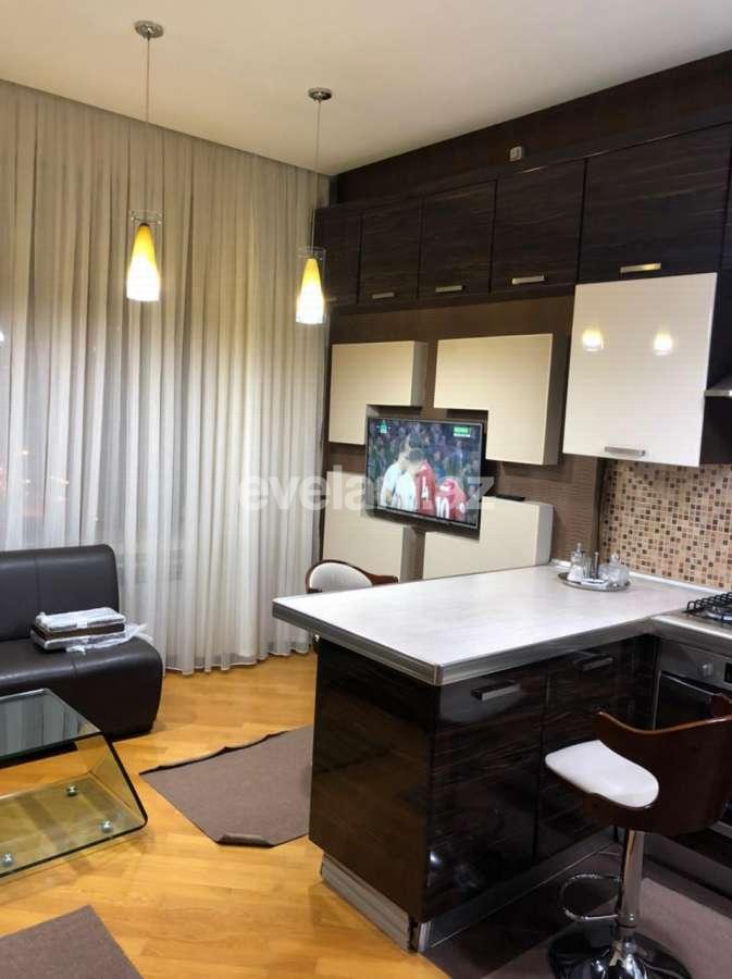 Kirayə verilir, yeni tikili, 2 otaqlı, 90 m², Gənclik m.