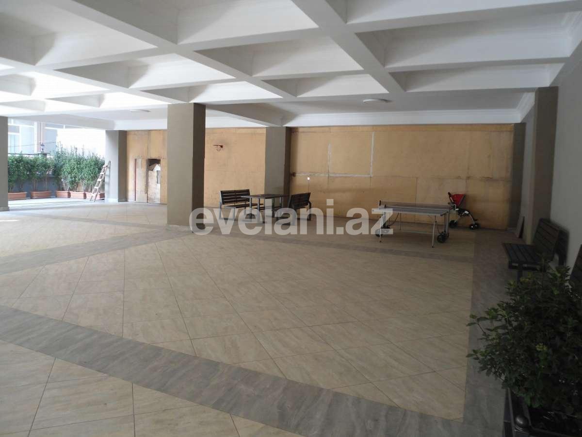 Sale, new building, 4 room, 227 m², Nasimi r.