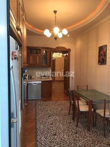 Kirayə verilir, yeni tikili, 3 otaqlı, 250 m², Nizami m.