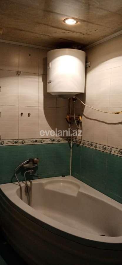 Satılır, köhnə tikili, 2 otaqlı, 31 m², İnşaatçılar m.