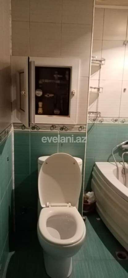 Satılır, köhnə tikili, 2 otaqlı, 31 m², İnşaatçılar m.