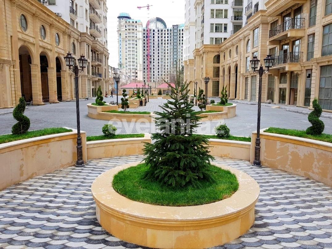 Продаётся, новостройка, 3-комнаты, 130 m², Элмляр Академиясы m.