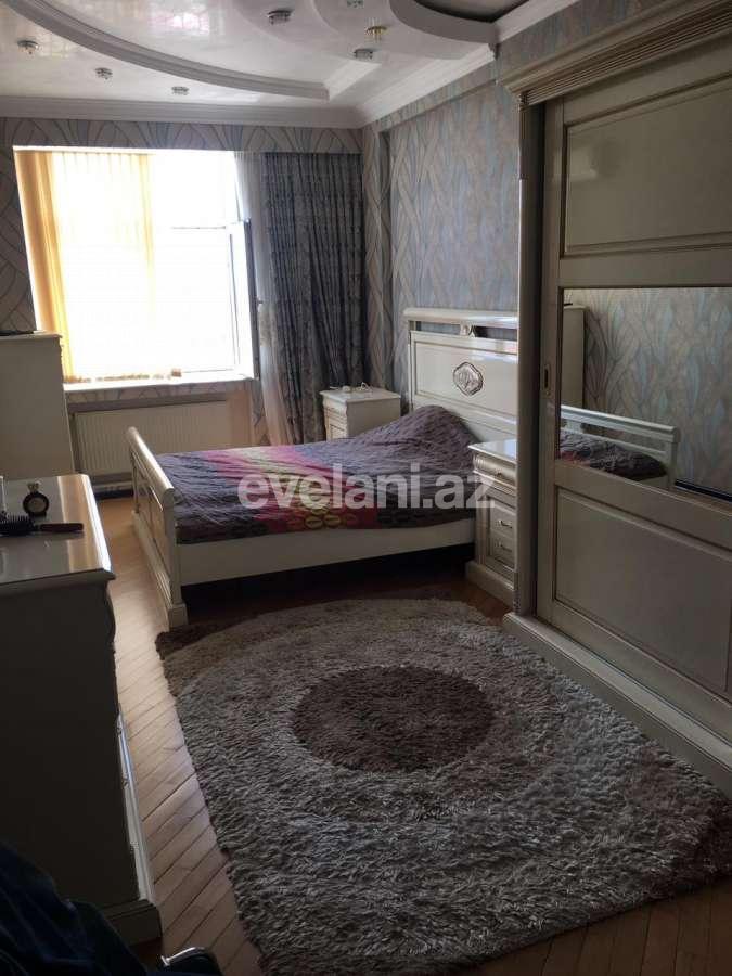 Kirayə verilir, yeni tikili, 2 otaqlı, 150 m², İnşaatçılar m.