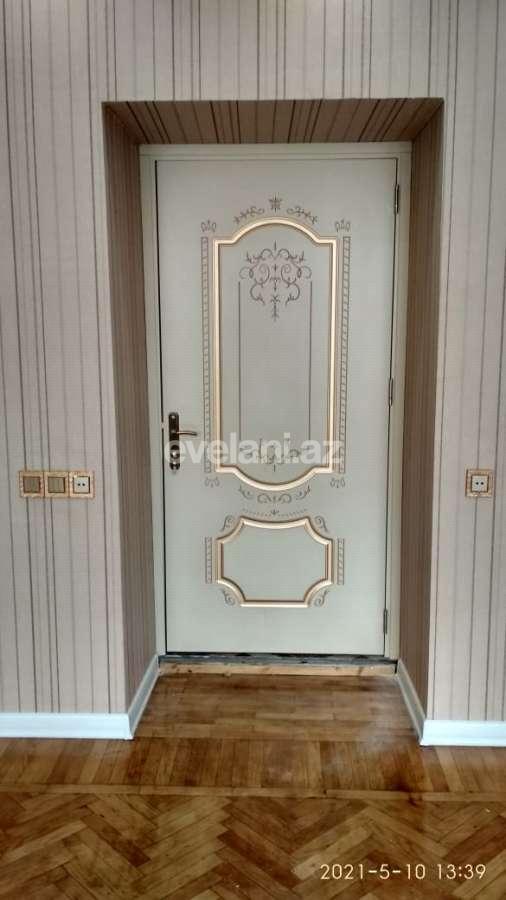Sale, old building, 2 room, 65 m², Nizami m.
