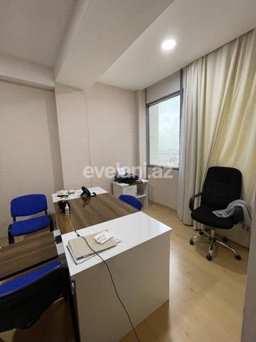 Kirayə verilir, ofis, 1 otaqlı, 22 m², Koroğlu m.
